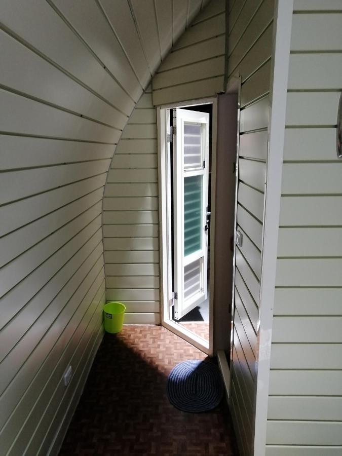 Komei Container Homestay Csingsuj Szoba fotó